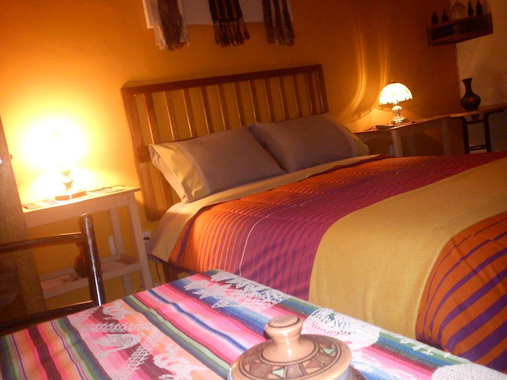 8A Cusco Guest House Room photo